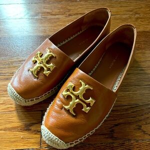 Excellent condition, practically new Tory Burch espadrilles size 5